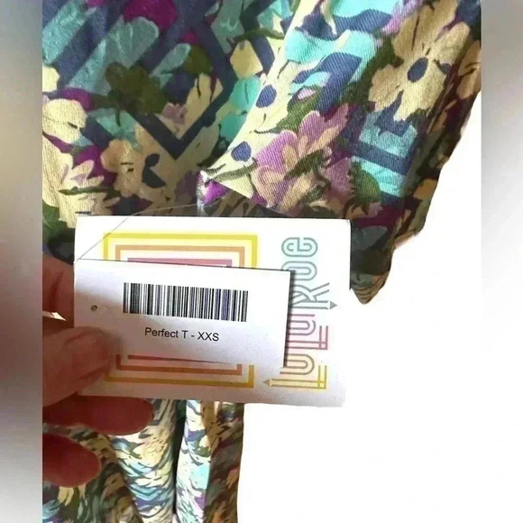 Lularoe turquoise & purple floral XXS Perfect T. Pattern on pattern..NWT - Picture 3 of 6